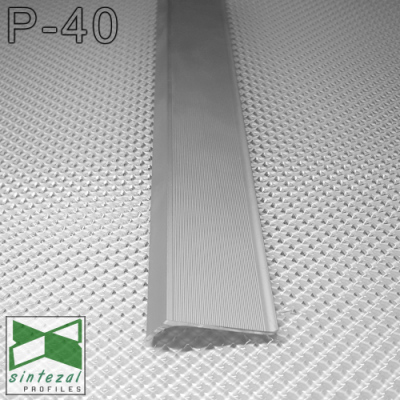Плоский алюмінієвий плінтус для підлоги Sintezal P-40, H=40mm.