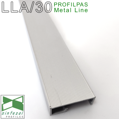 Плинтус алюминиевый с LED-подсветкой Profilpas ProLight LLA/30. H=30мм.